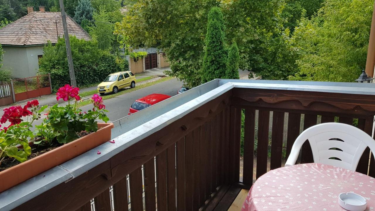 Hotel Meszoely Vendeghaz Siófok Exteriér fotografie